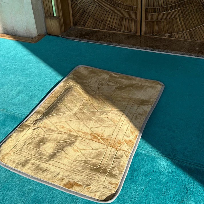 Orthopedic Prayer Rug